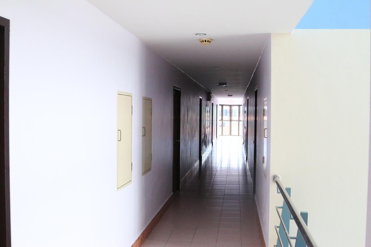 Kritsadanakorn Mansion Apartman Hatjaj Kültér fotó